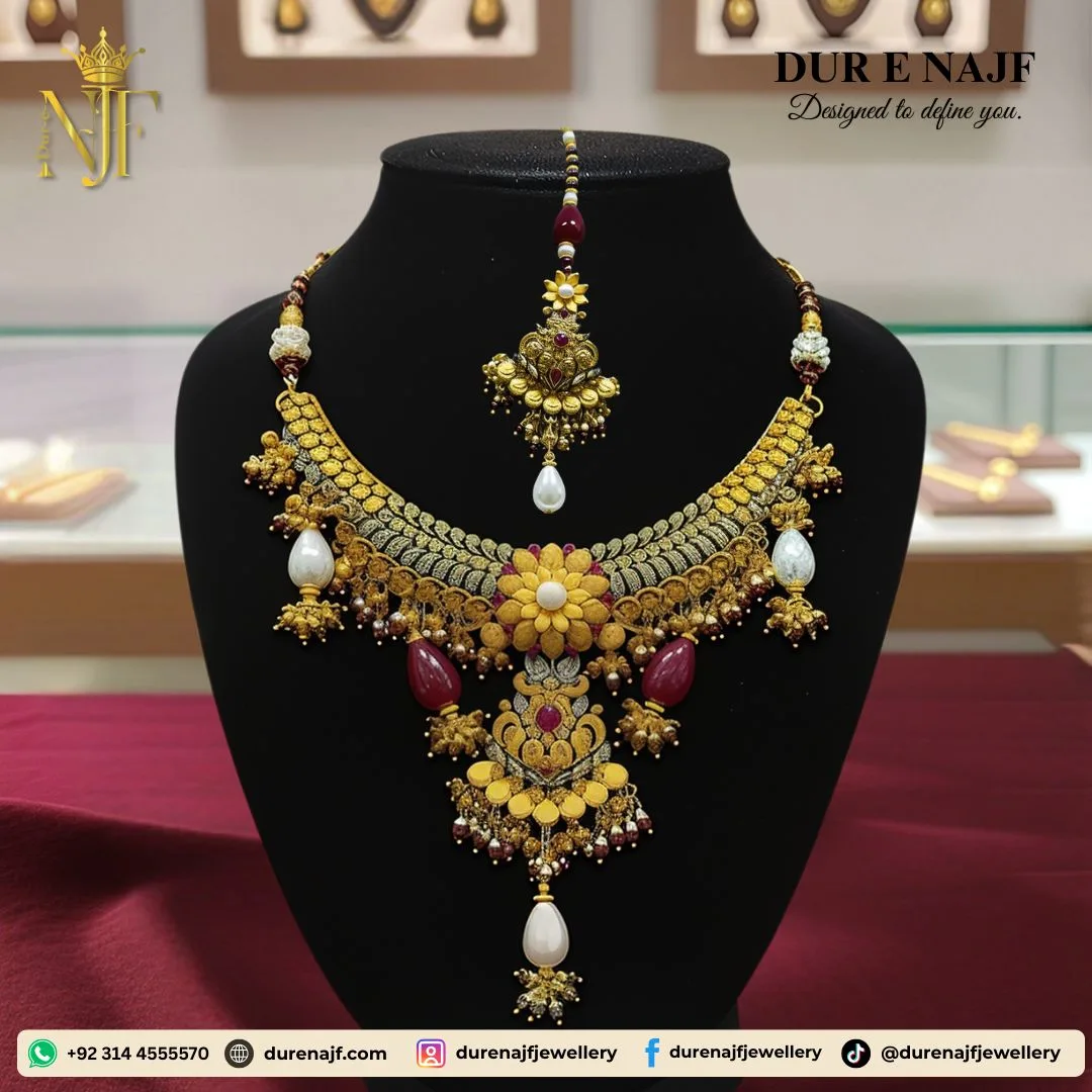 the-imperial-ruby-gold-silver-centered-necklace