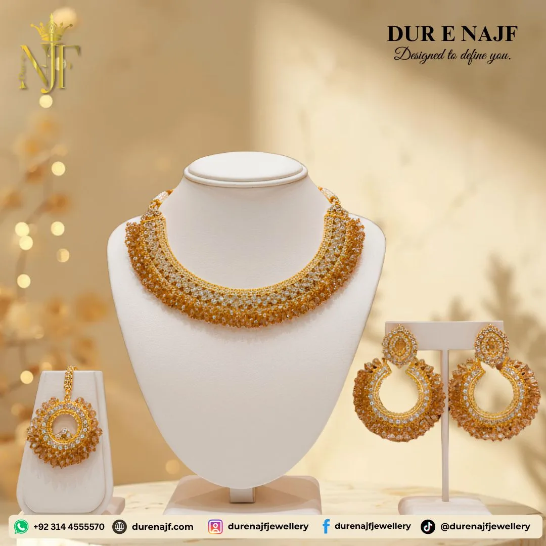 the-golden-gleam-white-light-brown-necklace-set