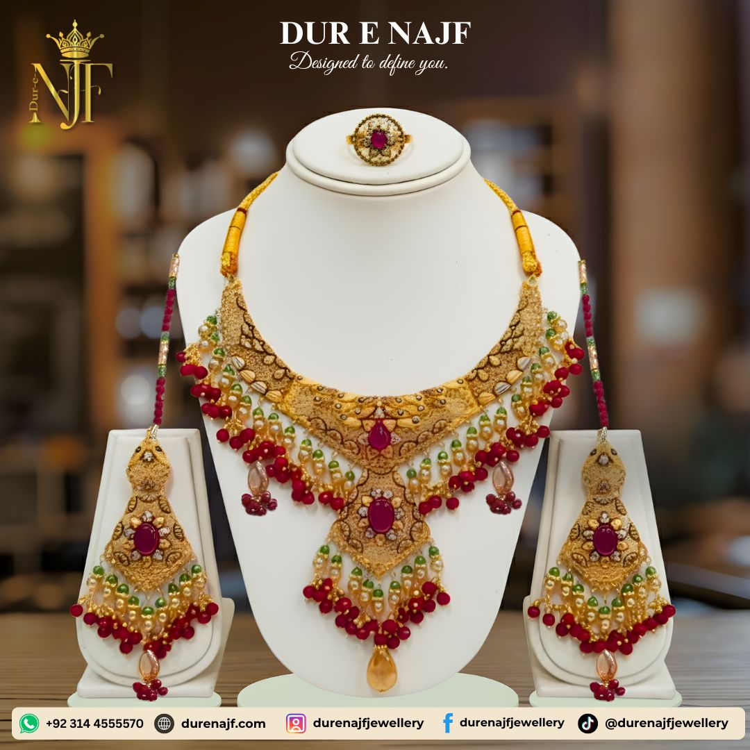 the-heirloom-grace-ruby-green-beaded-bridal-ring-set